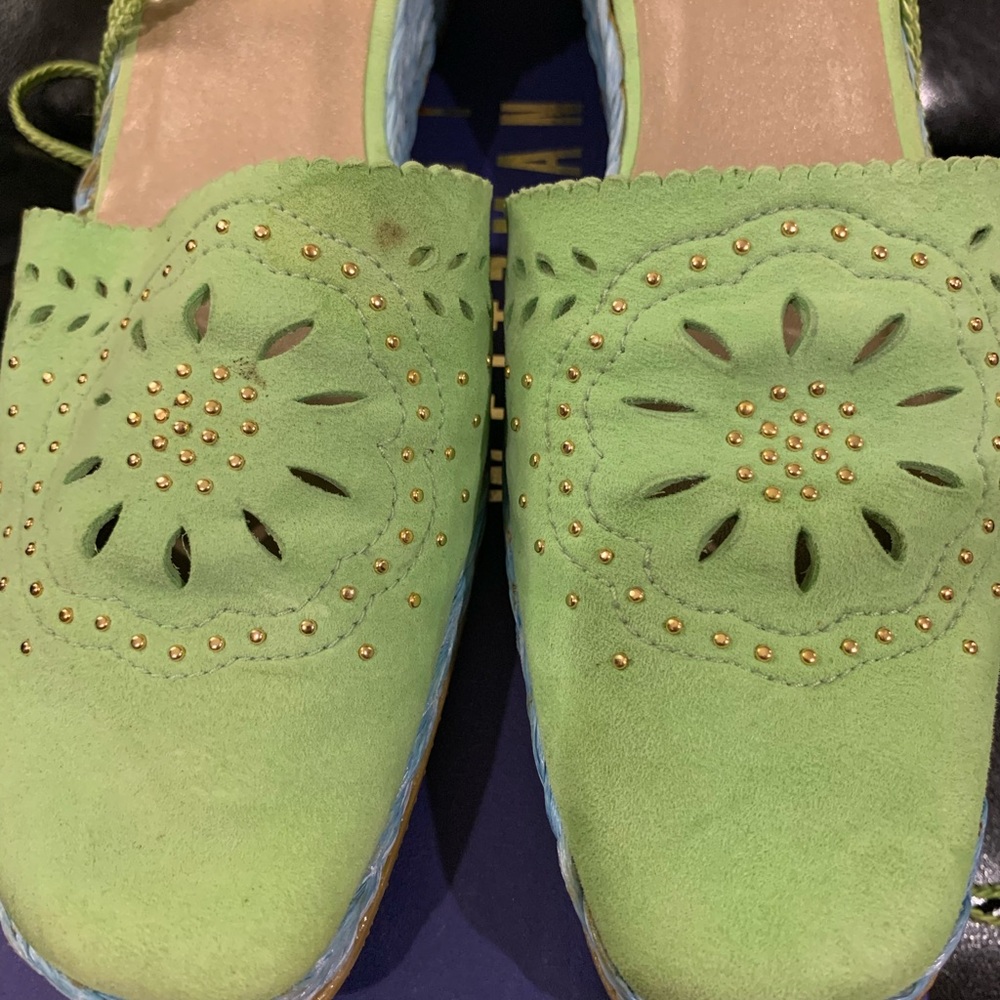 Stuart Weizmann Picadilly Menthol Suede Wedge - Picture 8 of 8